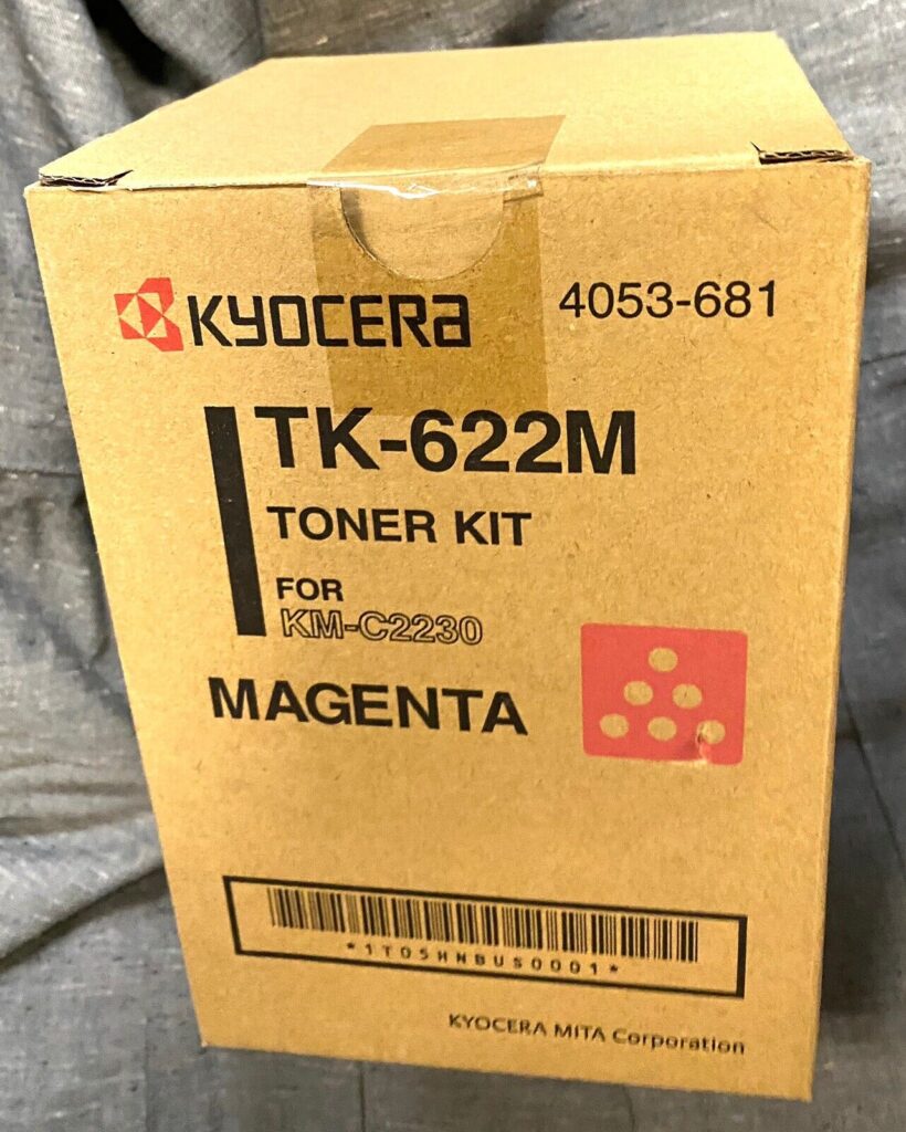 TK622M Magenta Toner