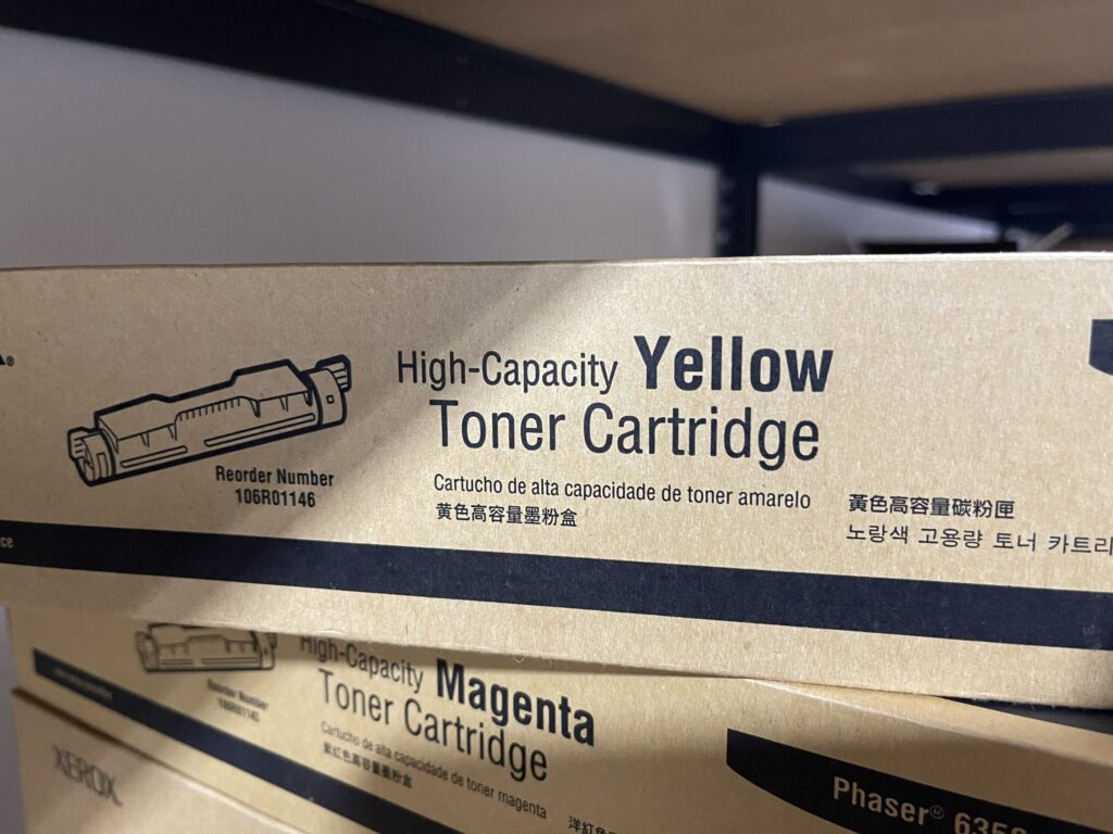 106R01146 (106R1146) Yellow High-Yield Toner