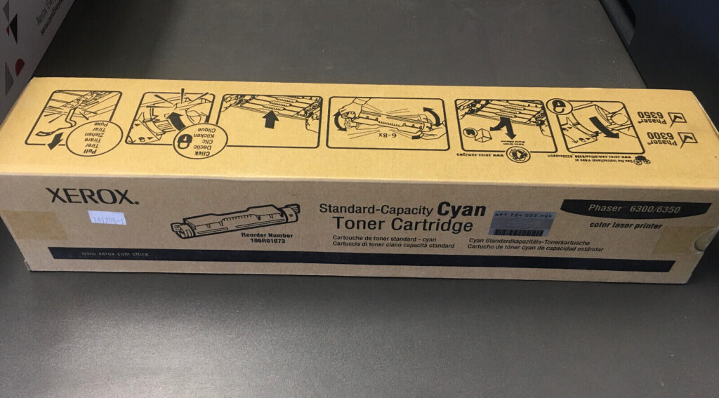 106R01073 (106R1073) Cyan Toner
