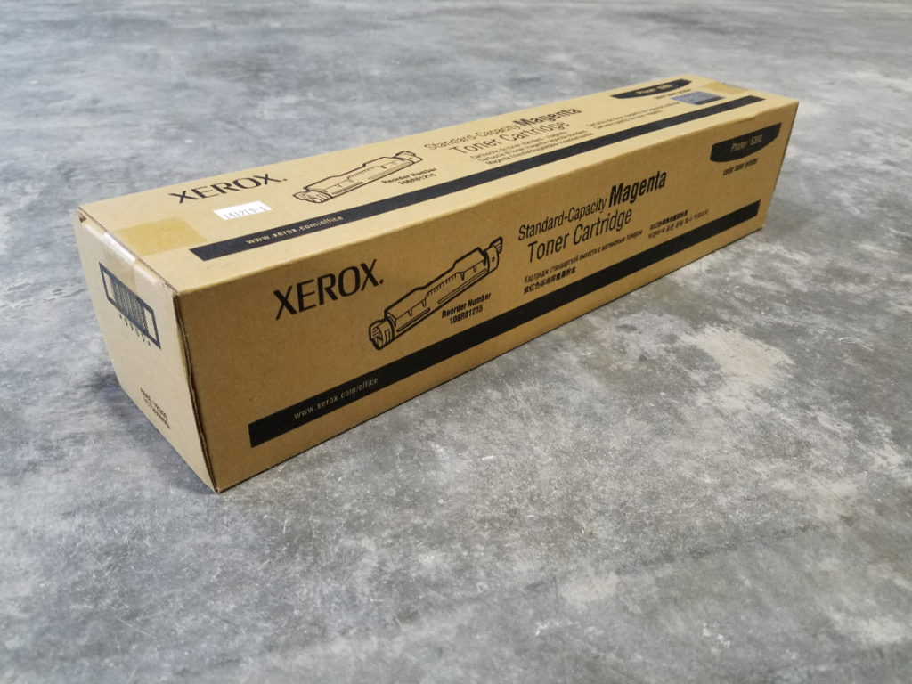 106R01215 (106R1215) Magenta Toner